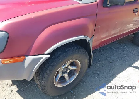 2003 Nissan Xterra Xe I4 из США, поврежденный, VIN 5N1DD28T73C700855